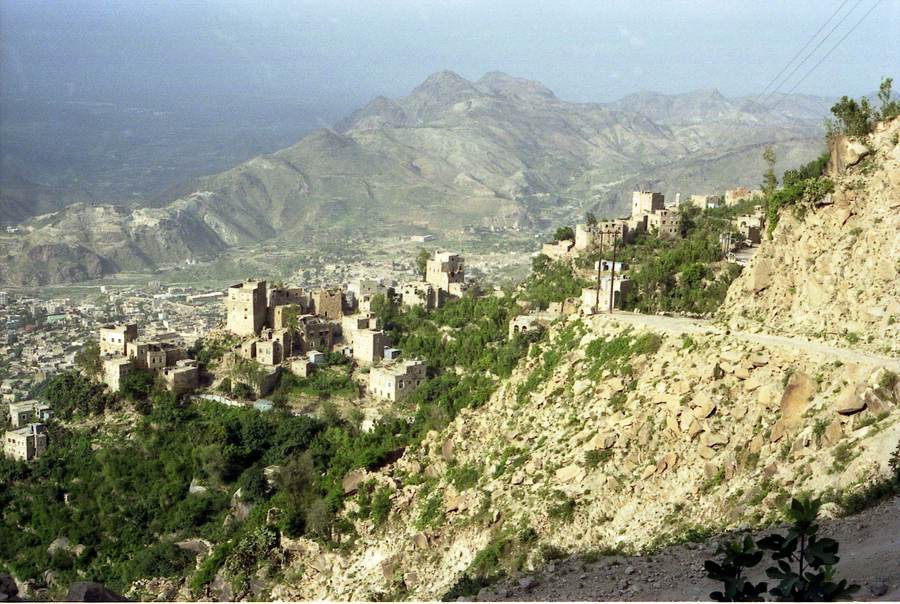 Taiz, Yemen in 1993 — the city has been a front-line prize in Yemen's wars for a decade before the October 2026 airstrikes