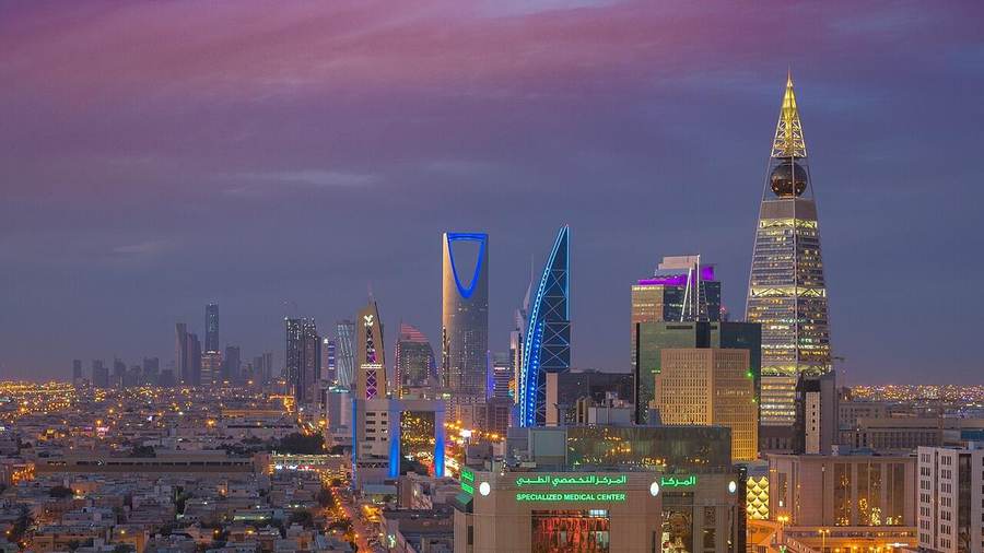 Riyadh skyline with the Kingdom Centre tower — the Saudi capital the Houthis claimed to have attacked in the Houthi Riyadh Yanbu strikes September 2026.