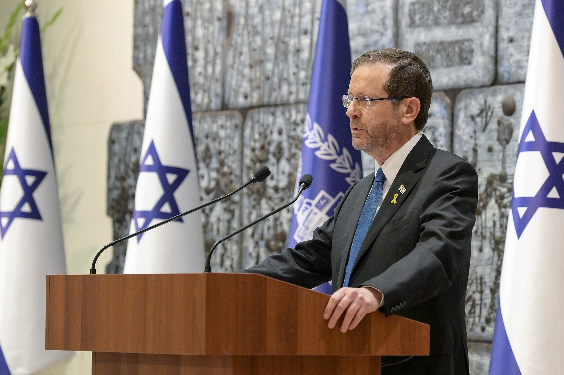 Israeli President Isaac Herzog speaking at a Supreme Court swearing-in ceremony in 2025 — file photo