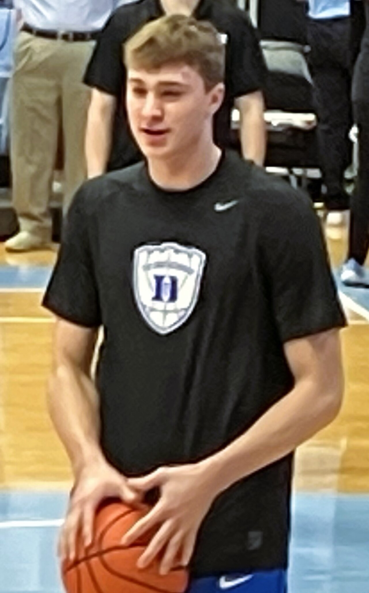 Cooper Flagg injury update — Cooper Flagg with the Duke Blue Devils at North Carolina in March 2025