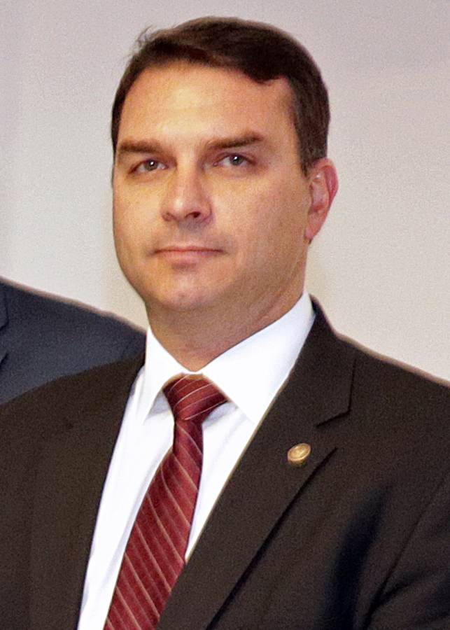 Senator Flávio Bolsonaro, the challenger in the Brazil election 2026, who edges Lula by 0.1 points in the latest AtlasIntel runoff simulation