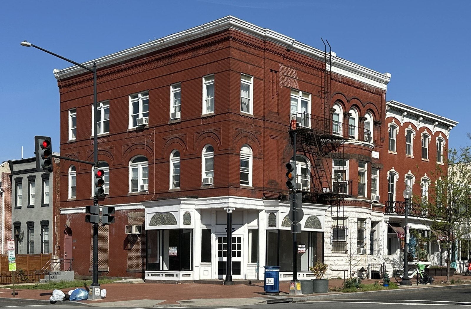 The northwest corner of 8th and I Streets SE on Capitol Hill in Washington, a few blocks from the Eastern Market shooting scene