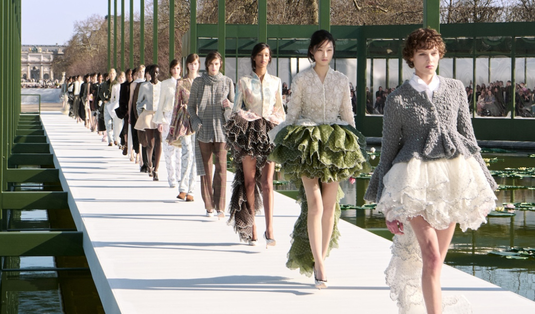 Dior fall-winter 2026 collection setting and design details