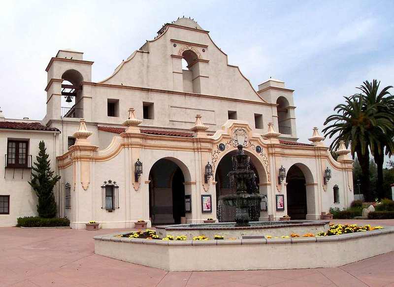 San Gabriel Civic Auditorium in San Gabriel, California, where Earthmade Computer owner Greg Lui lived