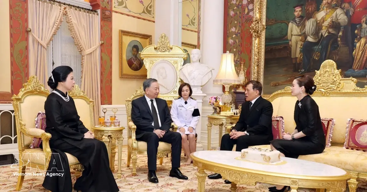 King Maha Vajiralongkorn and Queen Suthida meeting Vietnamese leaders in 2026